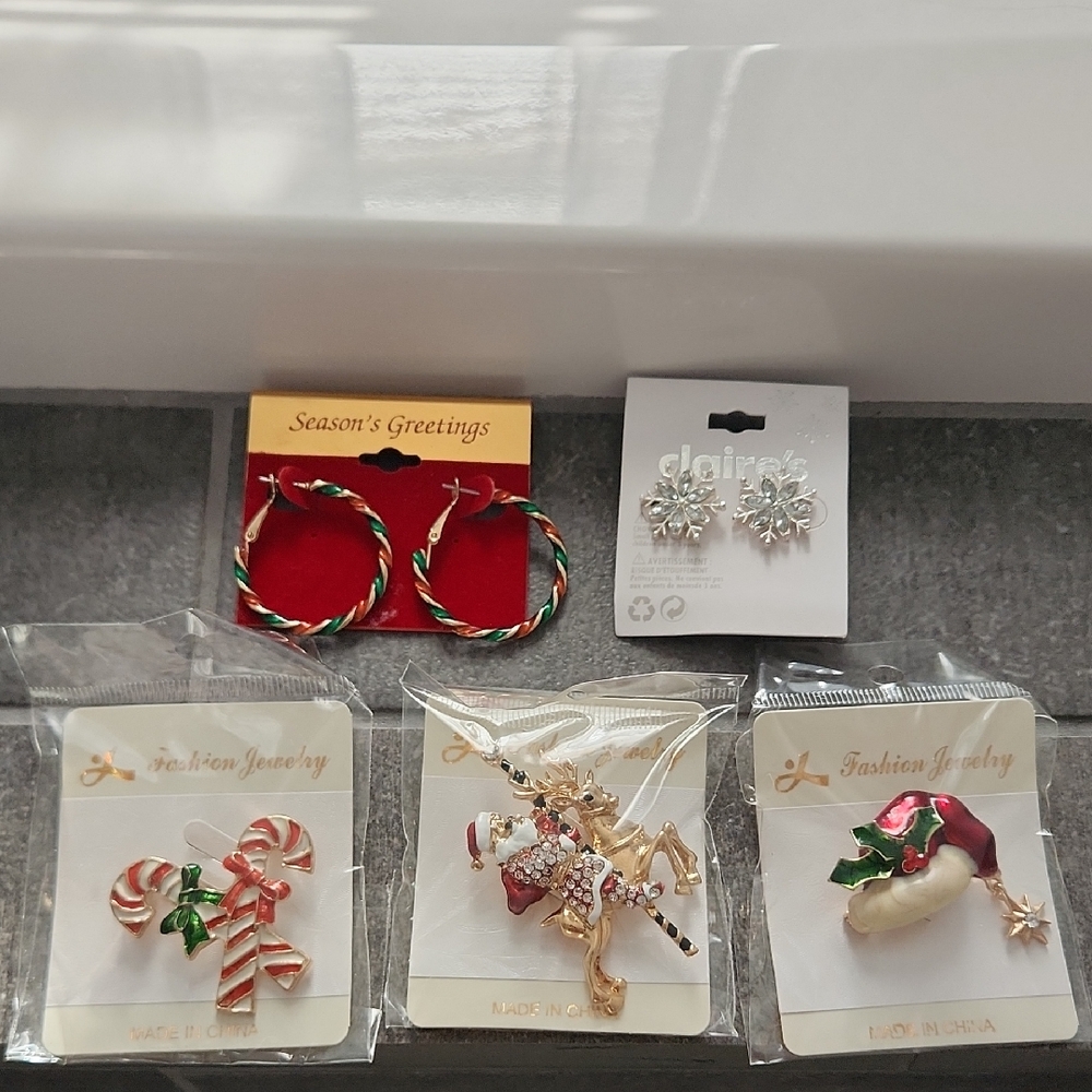 Holiday Jewelry Set